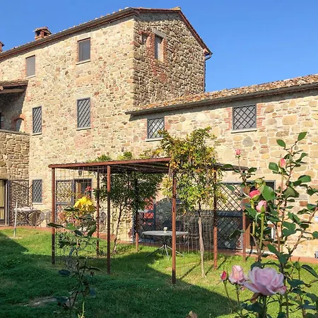 Ferienhaus 2 Bedroom Stunning In Tuoro sul Trasimeno