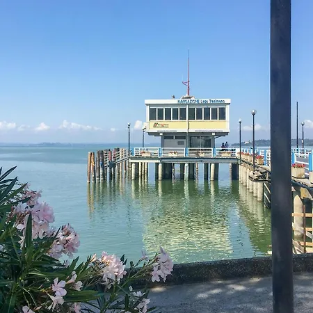 2 Bedroom Stunning In Tuoro sul Trasimeno
